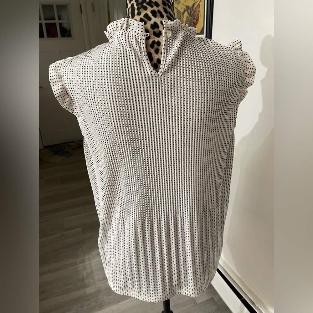 POLKA DOTTED DRESSY TOP - Picture 4 of 5